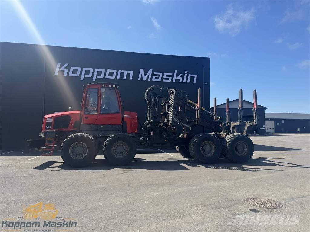 Komatsu 895 Форуардери