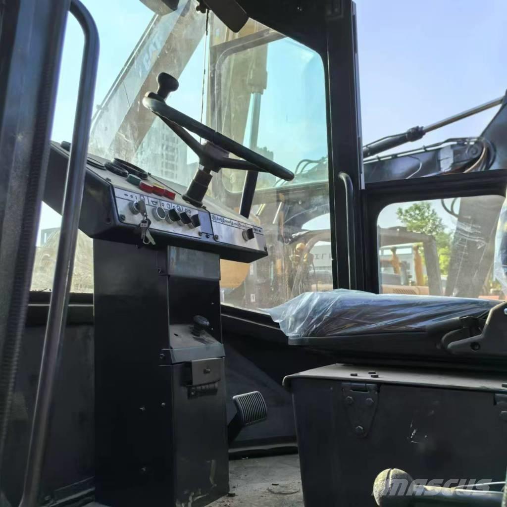 Dynapac CA 25 D Еднобарабанни ролки
