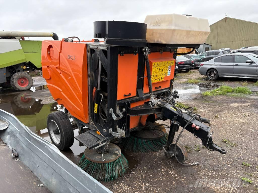 Pronar ZMC 2.0 Автоматични метачки с четки