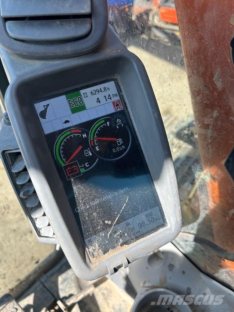 Hitachi ZX 135 US-6 Верижен екскаватор