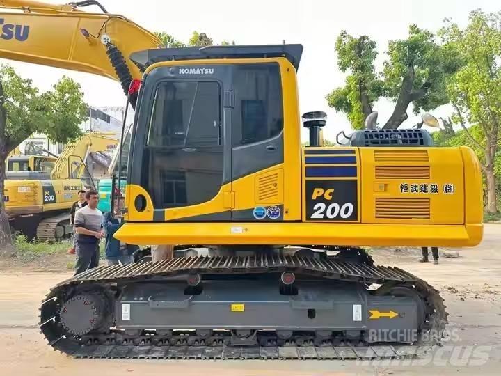 Komatsu PC200 Верижен екскаватор