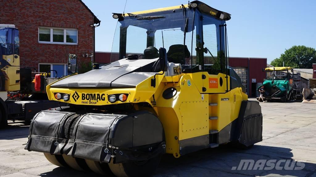 Bomag BW 28 RH Пневматични гумени  ролки

