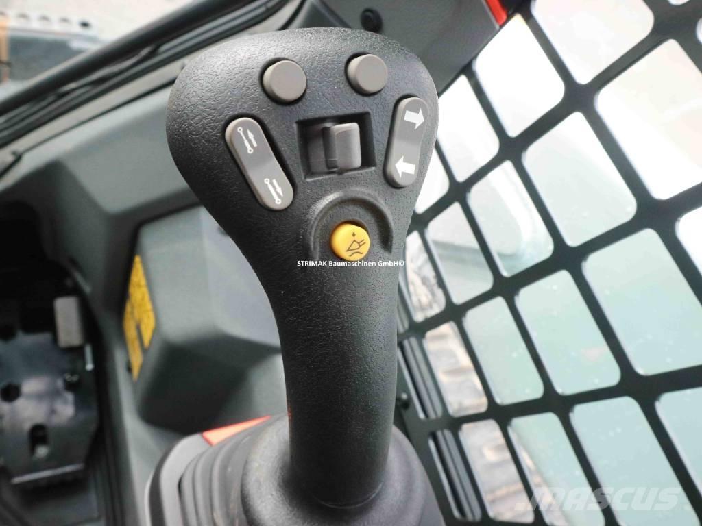 Bobcat T 76 Верижен товарач