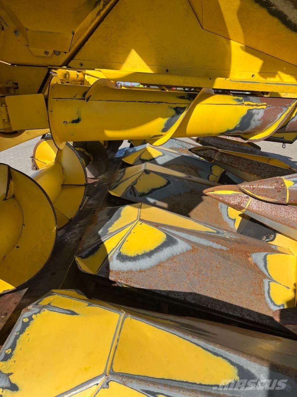New Holland MF675W Аксесоари  за комбайни