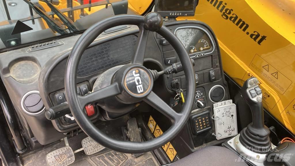 JCB 540-170 Телескопични товарачи