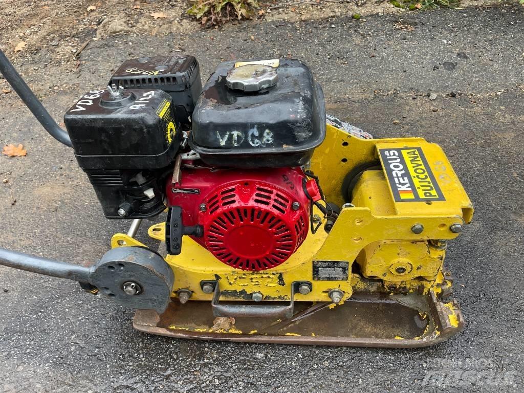 Bomag BP 10/36-2 Уплътнители за плочи
