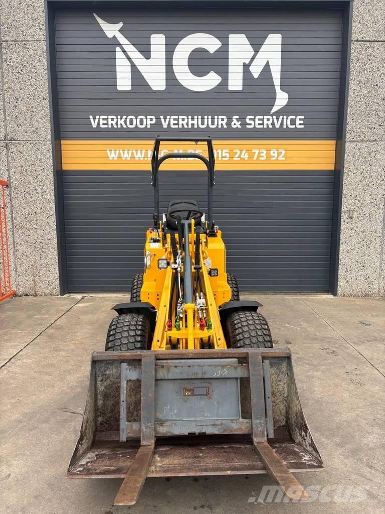 Knikmops KM 130 Колесни товарачи