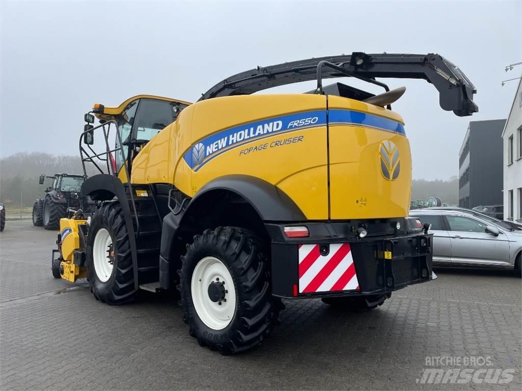 New Holland FR 550 Фуражни комбайни