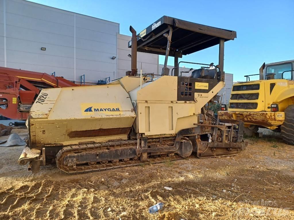 Titan 7820 Машини за асфалт