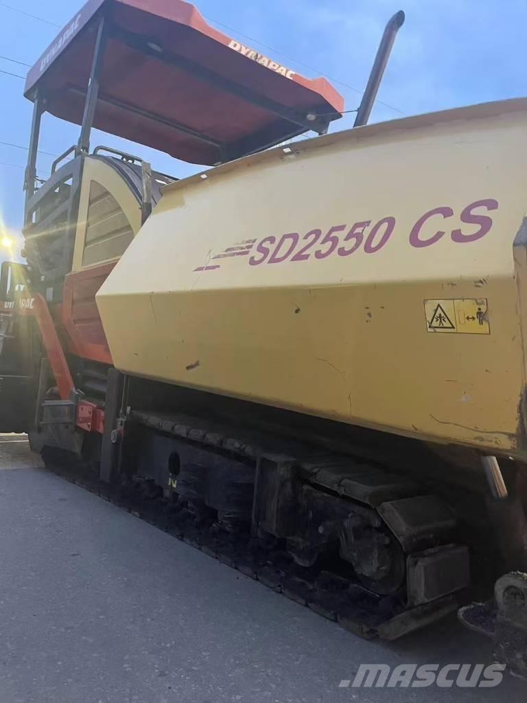 Dynapac sd2550 Машини за асфалт
