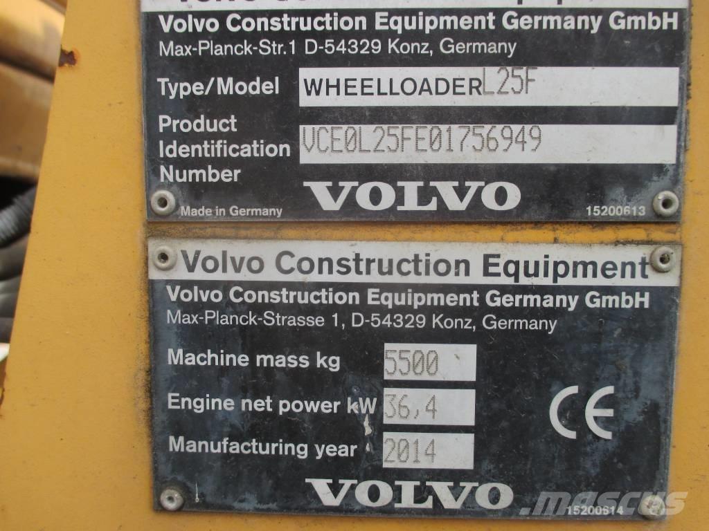 Volvo L 25 F Колесни товарачи