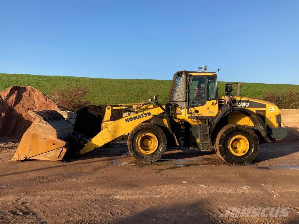 Komatsu WA 380-7 Колесни товарачи