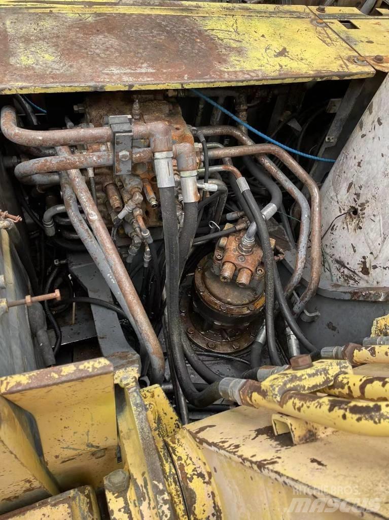Sumitomo SH120 Верижен екскаватор