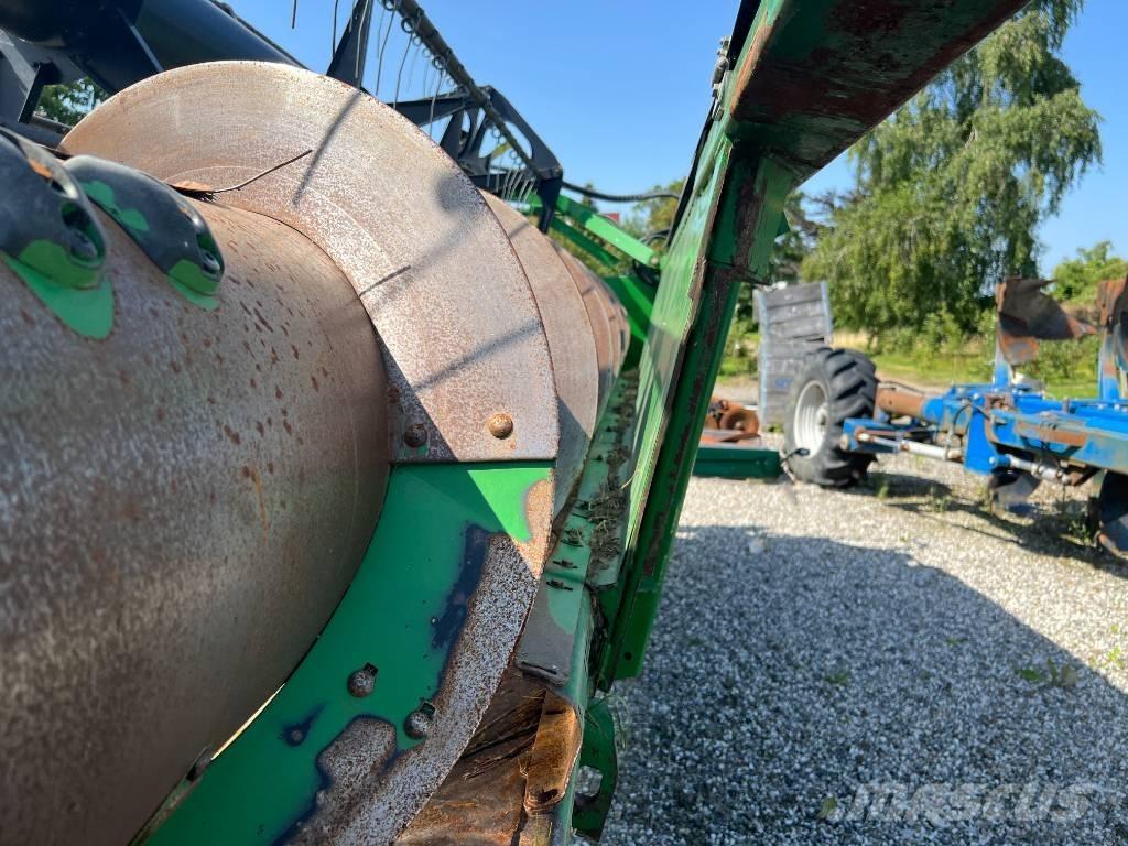 John Deere C 670 I Комбайни