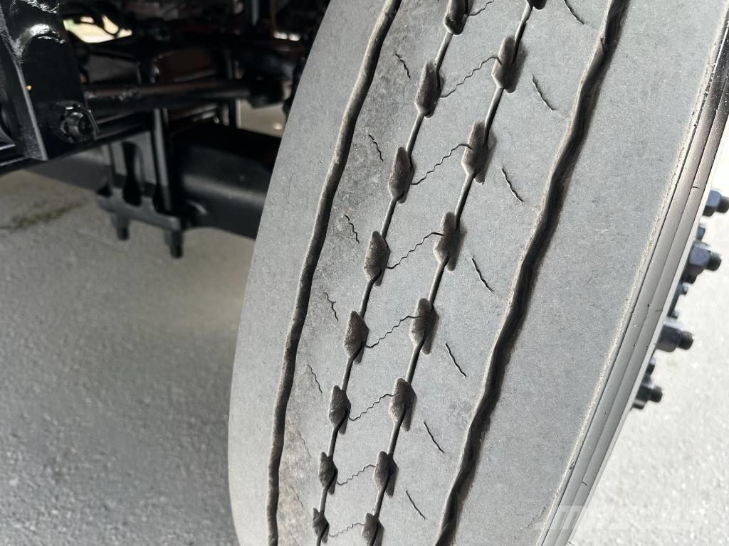 Freightliner M2 Други