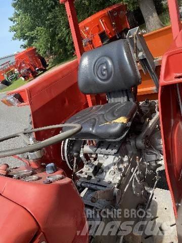 Massey Ferguson 135 Трактори