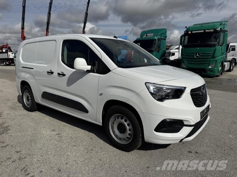 Opel COMBO Пикапи