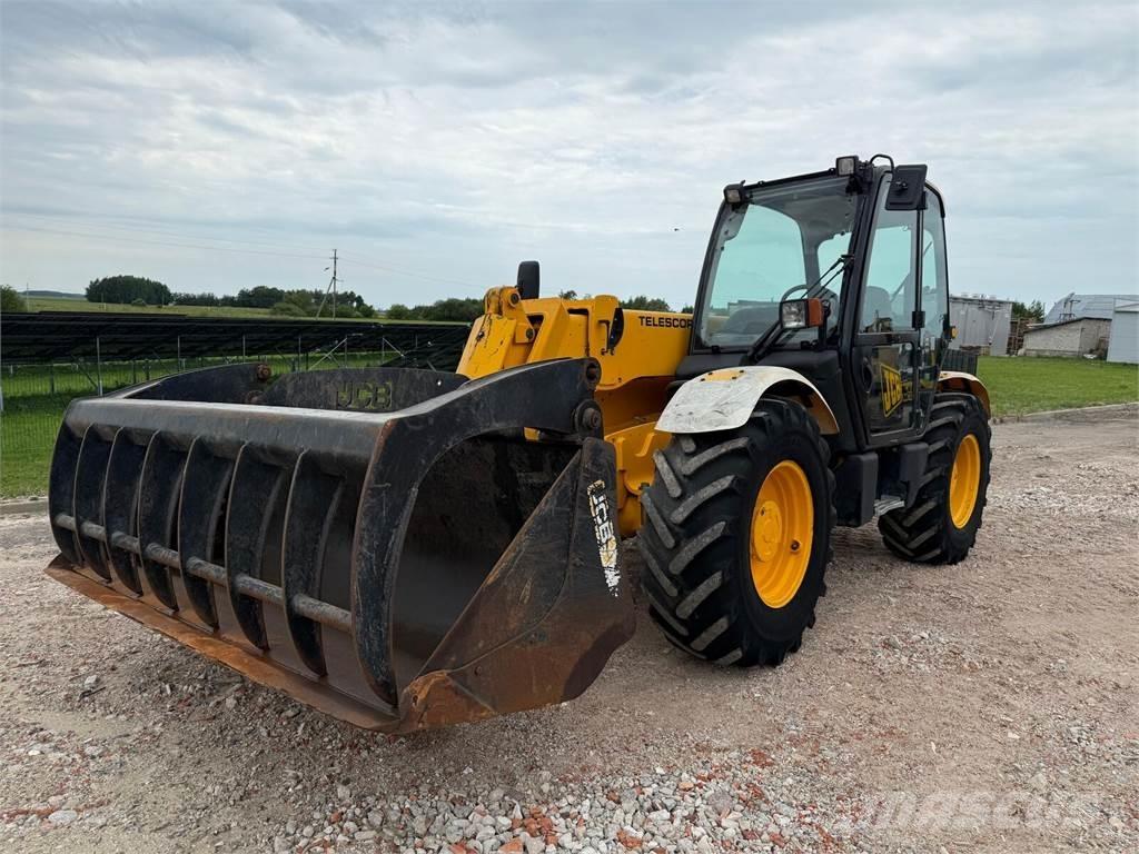 JCB  Телескопични товарачи