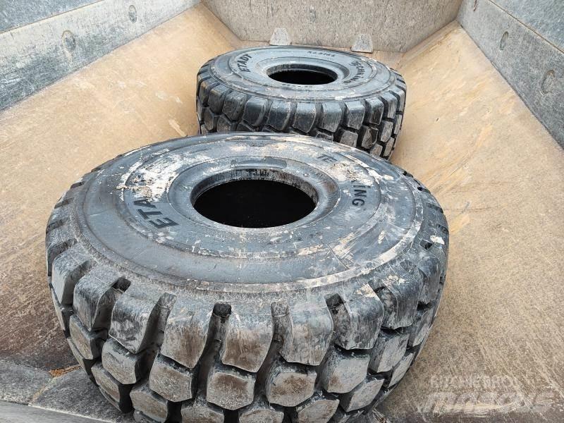 CAT 740GC Дъмпери/моторни превозни средства