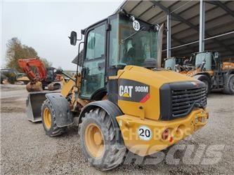 CAT 908 Колесни товарачи