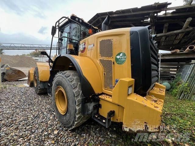 CAT 950M Колесни товарачи