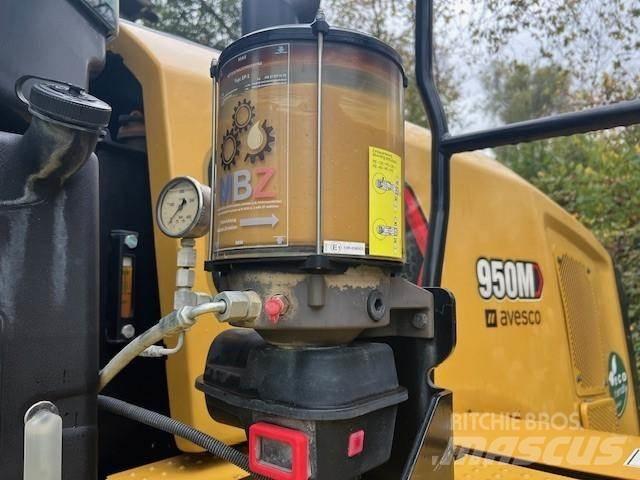 CAT 950M Колесни товарачи