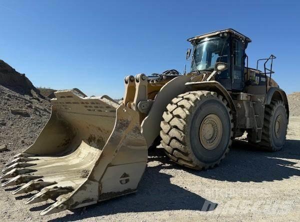 CAT 980M Колесни товарачи