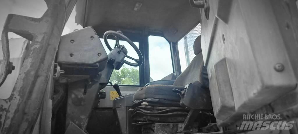 Komatsu HM 300-2 Дъмпери/моторни превозни средства