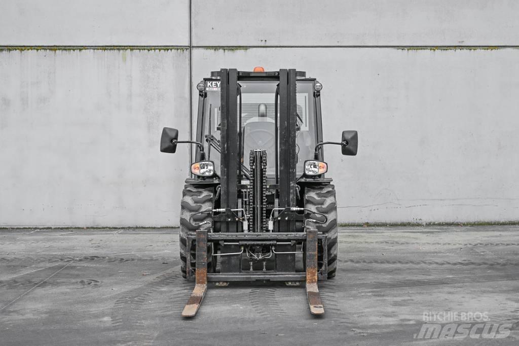 Manitou MC 25-4 Дизелови камиони