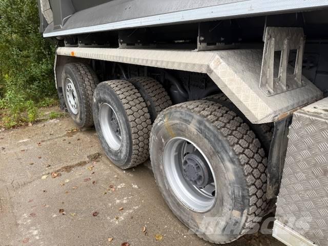 Volvo Penta FMX Самосвал