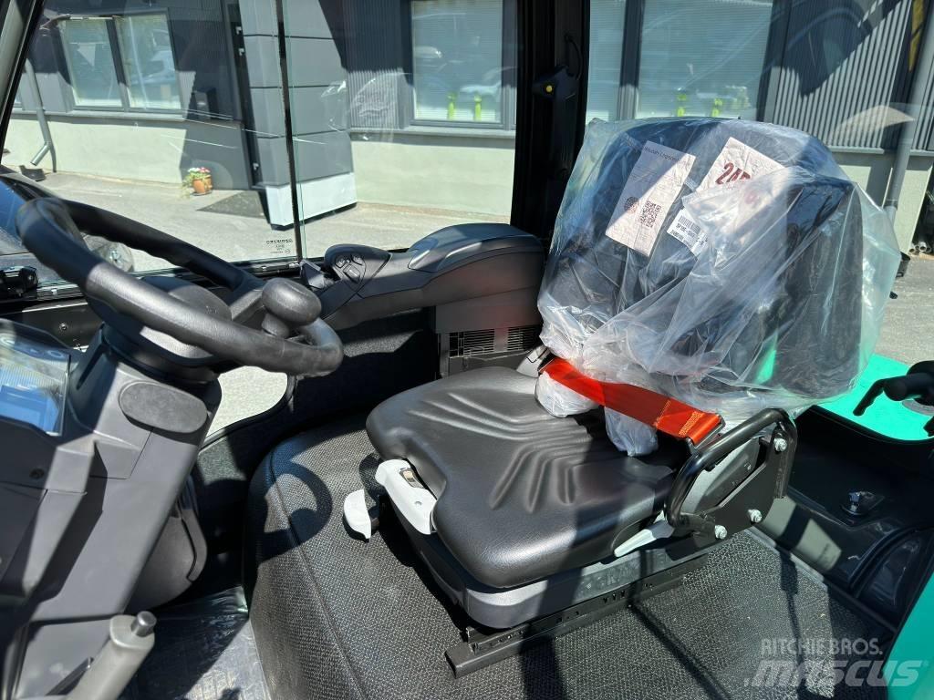 Mitsubishi FD25N3 Дизелови камиони