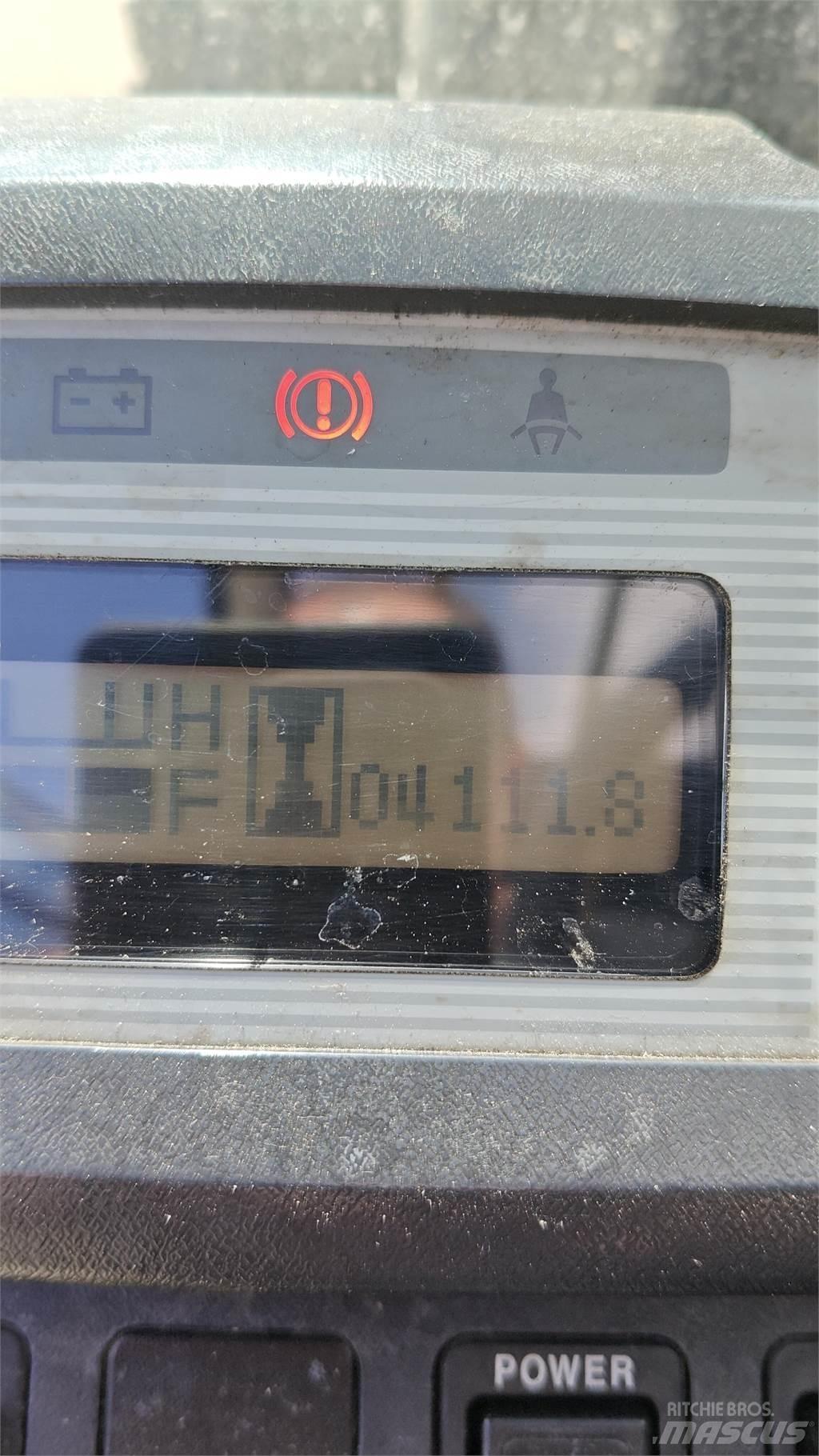 UniCarriers DX20 Камиони с АГУ