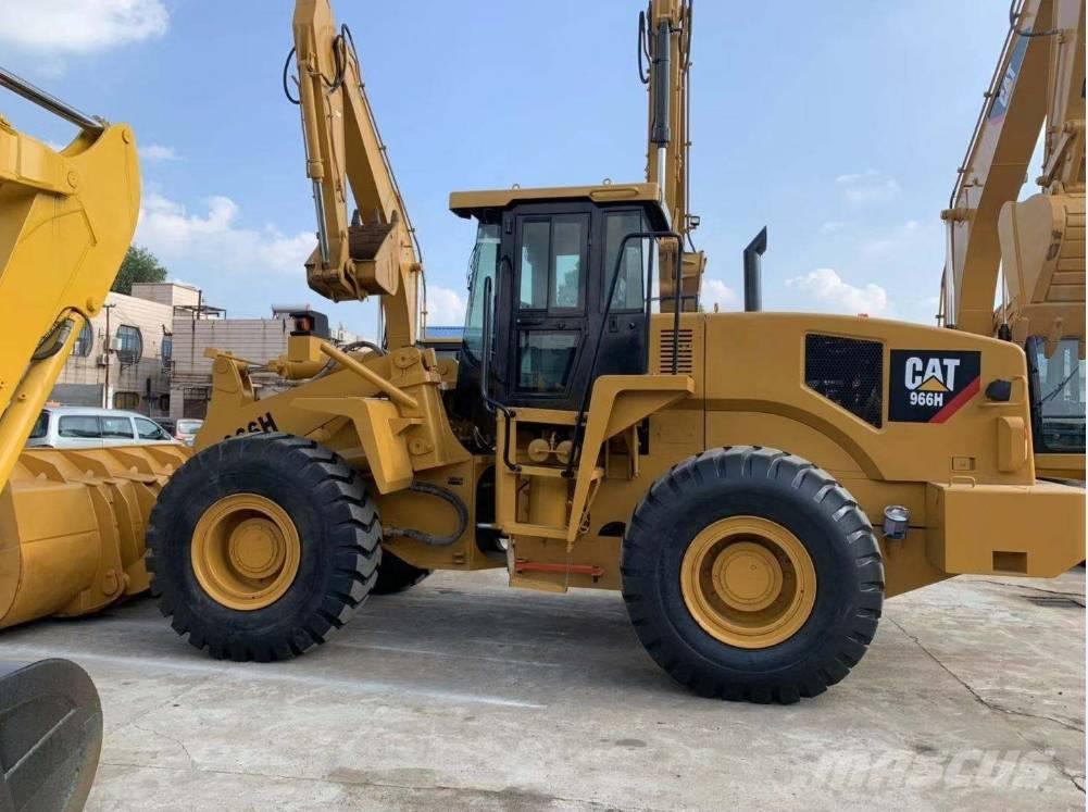 CAT 966H Колесни товарачи