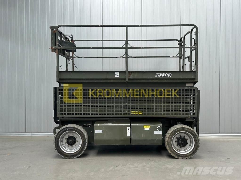 JLG M 3369 Ножични работни платформи