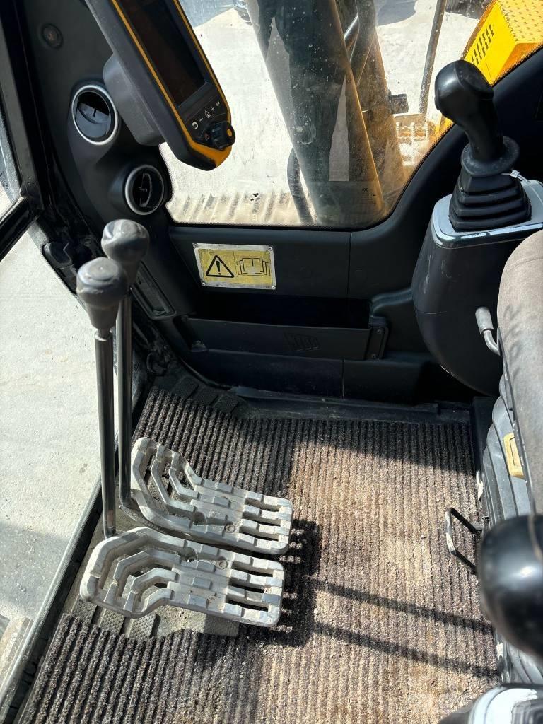 JCB JS 160 LC Верижен екскаватор