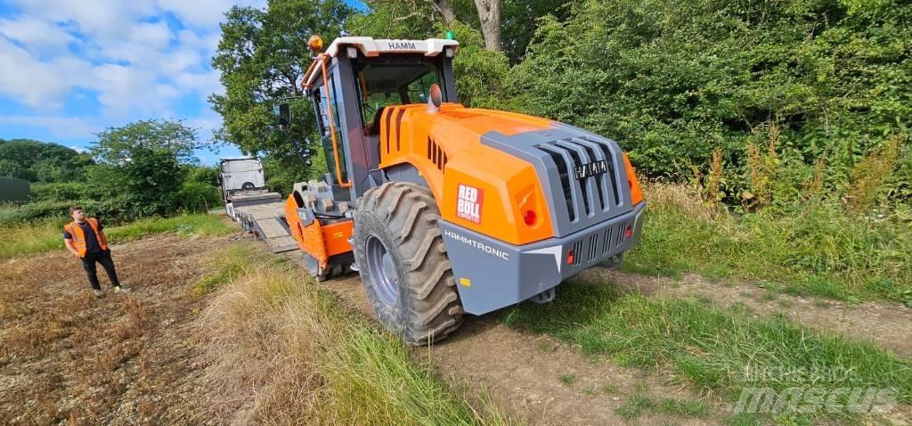 Hamm HC 130i Еднобарабанни ролки
