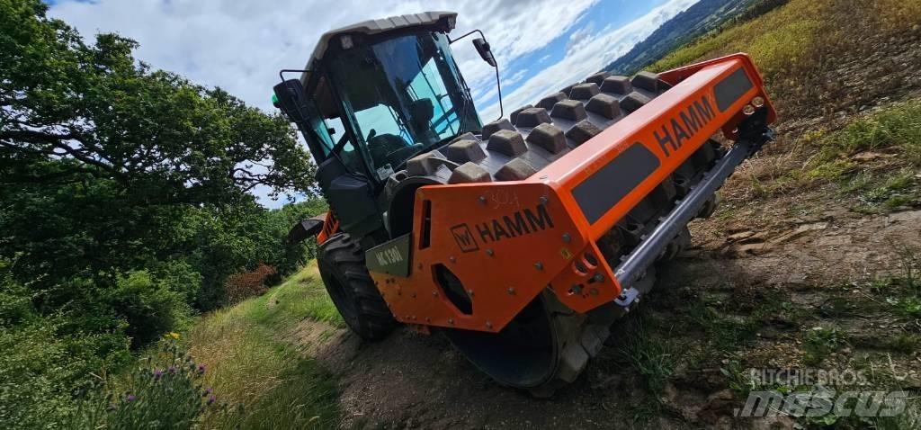 Hamm HC 130i Еднобарабанни ролки
