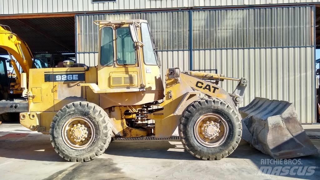 CAT 926 E Колесни товарачи