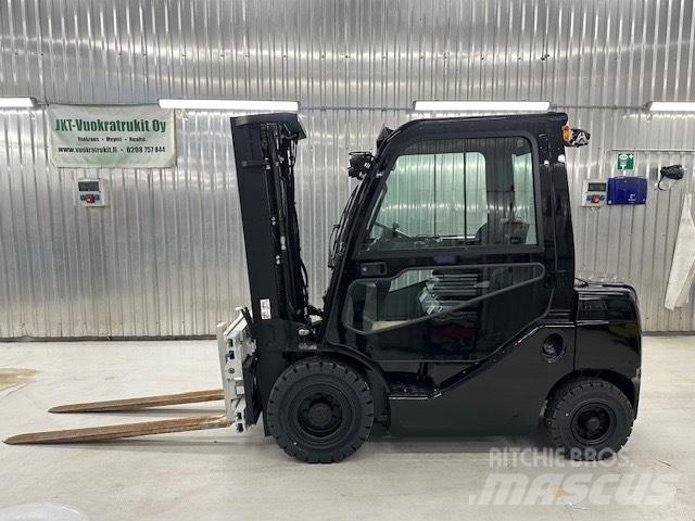 Toyota 52-8 FDF 25 Дизелови камиони