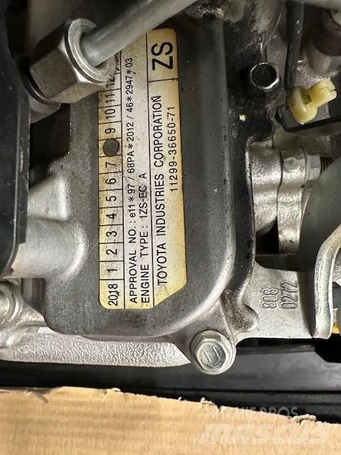 Toyota 52-8 FDF 25 Дизелови камиони