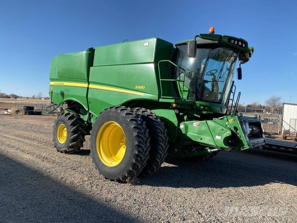 John Deere S 680 Комбайни
