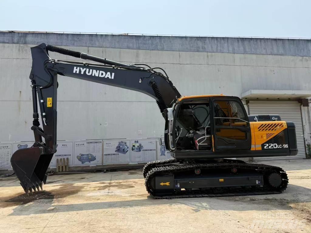 Hyundai R220LC-9S Средни екскаватори 7т - 12т