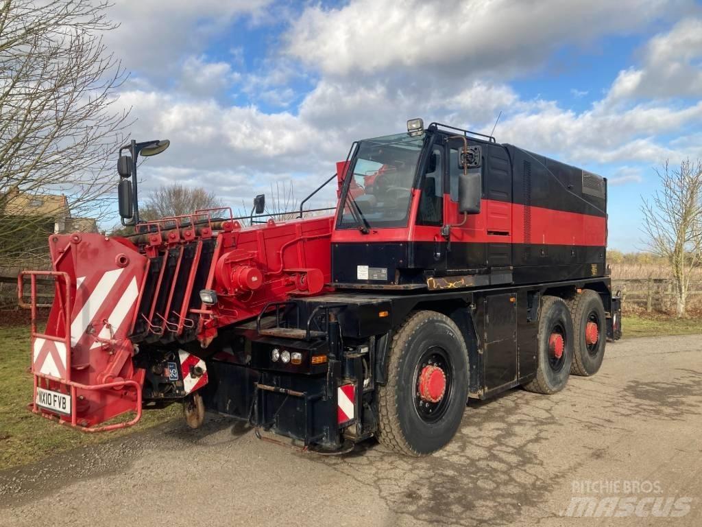 Grove GCK3045 Всъдеходни кранове
