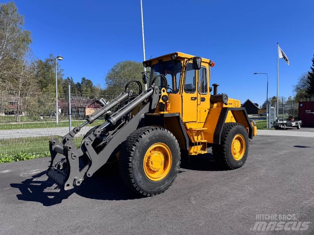 Volvo BM L 70 Колесни товарачи