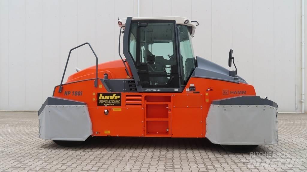 Hamm HP180i Пневматични гумени  ролки
