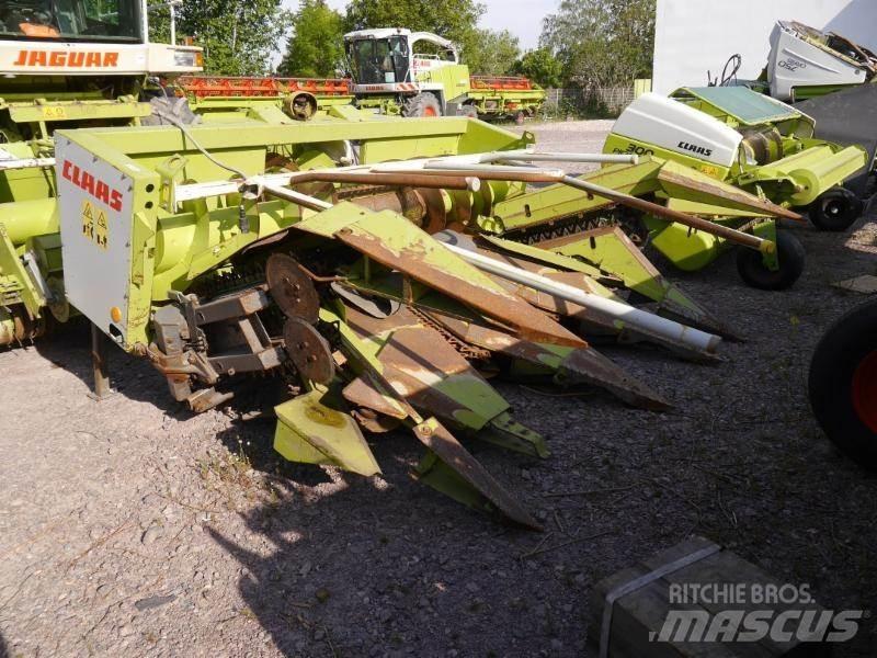 CLAAS JAGUAR 840 Самоходни фуражири