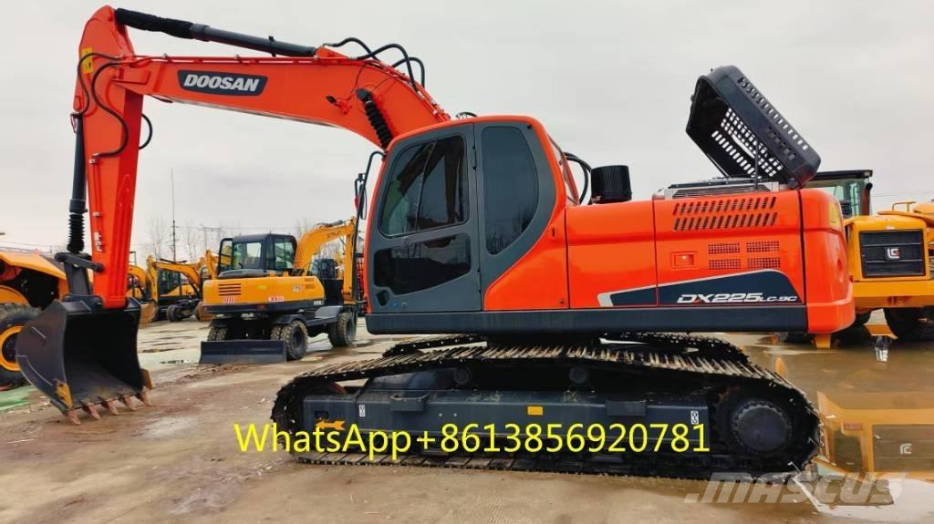 Doosan DX 225 Верижен екскаватор