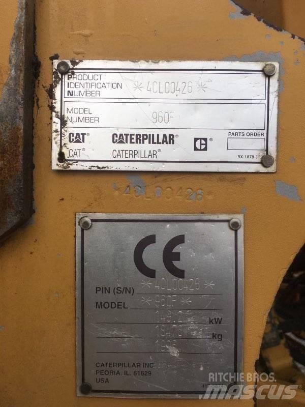 CAT 960 F Колесни товарачи