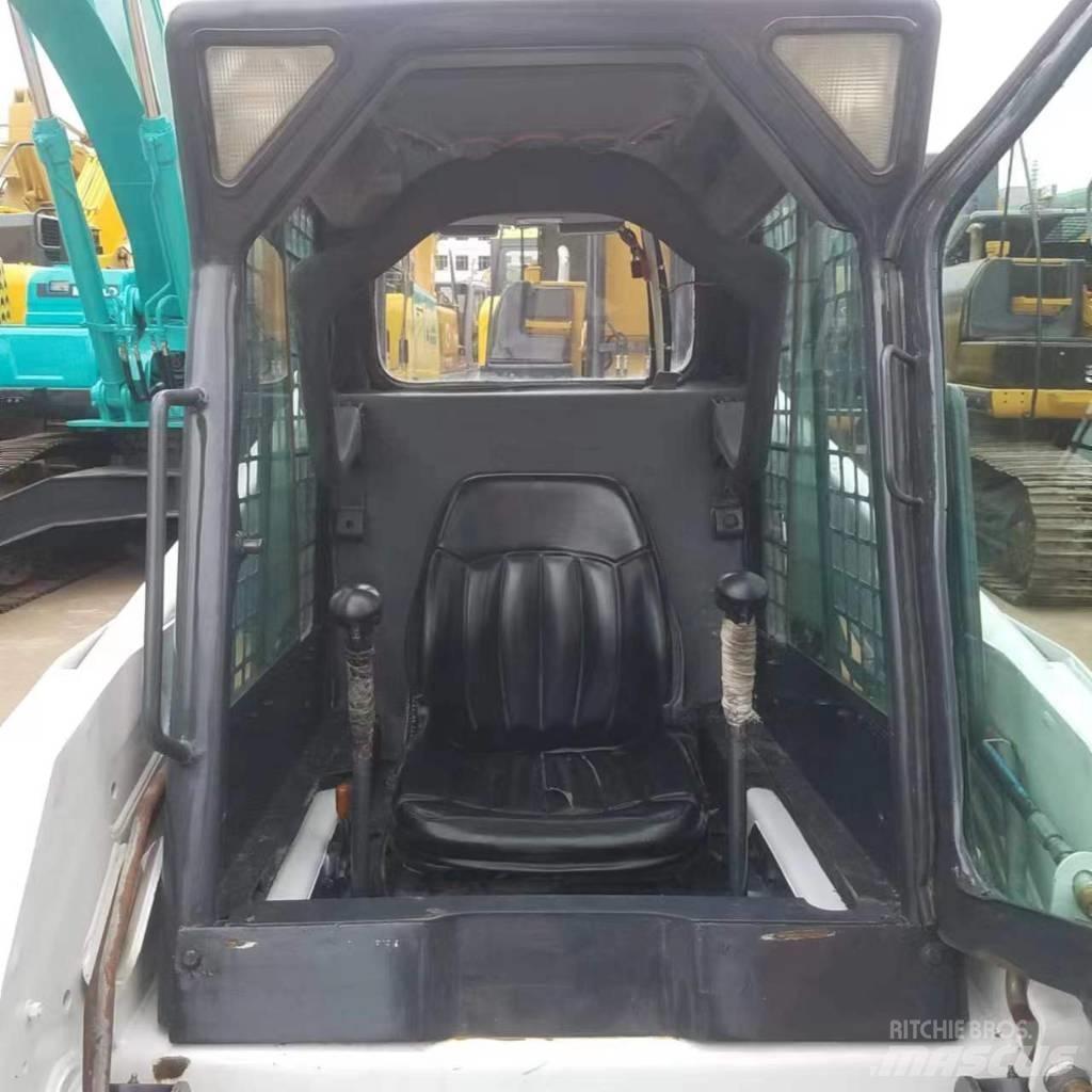 Bobcat S 160 Мини товарачи
