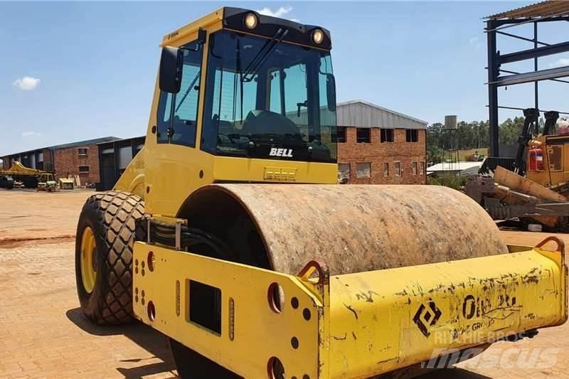 Bomag BW212D-40 Комбинирани ролки
